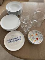 Borden en glas, Huis en Inrichting, Ophalen, Zo goed als nieuw, Glas, Bord(en)