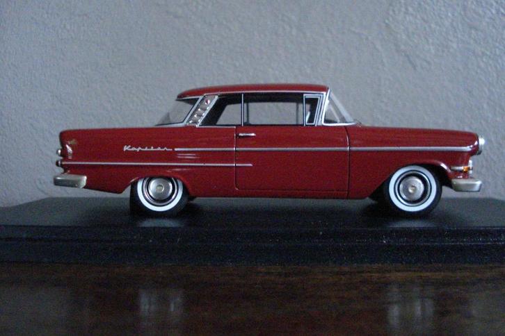 Opel Kapitan Coupé (1963), Hobby & Loisirs créatifs, Voitures miniatures | 1:43, Utilisé, Voiture, Autres marques, Enlèvement ou Envoi
