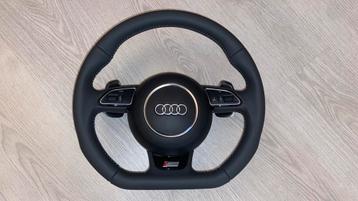 Audi A1 A3 A4 A5 Q3 Q5 S1 S3 S4 S5 Q5 stuurwiel stuur s line beschikbaar voor biedingen