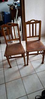 Twee antieke houten stoelen, Antiek en Kunst, Ophalen