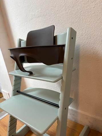 Stokke tripp trapp + babyset beschikbaar voor biedingen