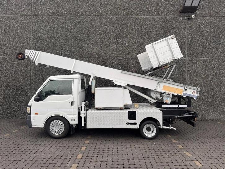 Mazda E-serie Bocker HL30/1-7LH 6100hrs, Autos, Camionnettes & Utilitaires, Entreprise, Mazda, Diesel, Occasion, TVA déductible