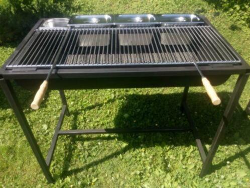 Barbecue grand format Barbecue brochettes Arrosticini, Tuin en Terras, Houtskoolbarbecues, Gebruikt, Met accessoires, Ophalen