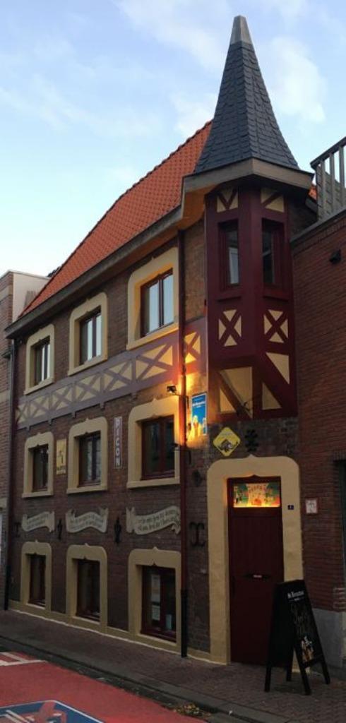 authentiek bruin café te koop, Immo, Huizen en Appartementen te koop, Provincie West-Vlaanderen, Woning met bedrijfsruimte, Verkoop zonder makelaar