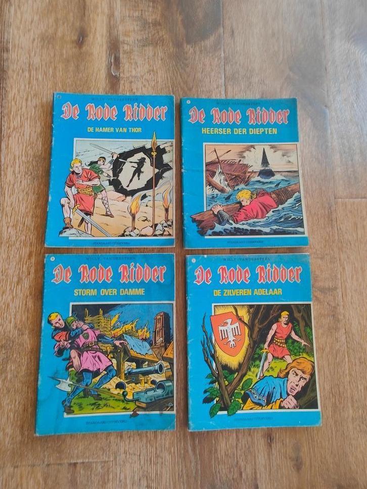 Lot 4 stripverhalen De rode ridder - Willy Vandersteen, Boeken, Stripverhalen, Gelezen, Ophalen of Verzenden