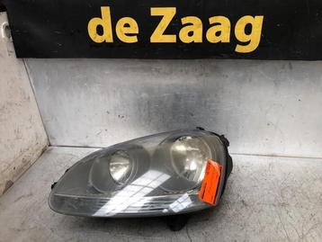 Koplamp links van een Volkswagen Golf beschikbaar voor biedingen