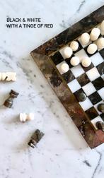 Marble chessboard, Ophalen, Zo goed als nieuw