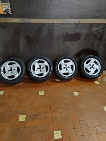 velgen  coupé beschikbaar voor biedingen