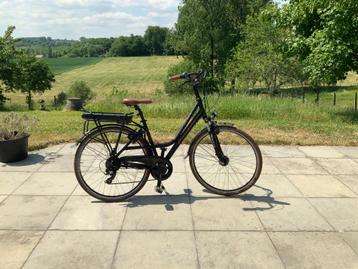 Elektrische stadsfiets voor dames beschikbaar voor biedingen