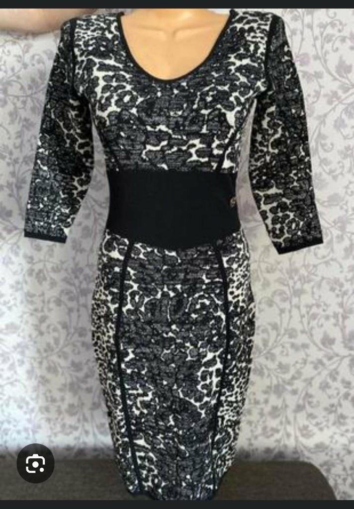Marciano by Guess jurk S/M, Vêtements | Femmes, Robes, Comme neuf, Taille 36 (S), Noir, Au-dessus du genou, Enlèvement ou Envoi