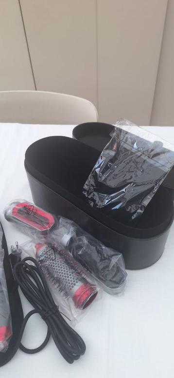 TrueGlow 5-in-1 Luxe Hairstyler beschikbaar voor biedingen