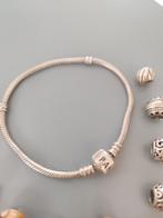 Bracelet Pandora avec charms, Argent, Utilisé, Enlèvement ou Envoi, Argent