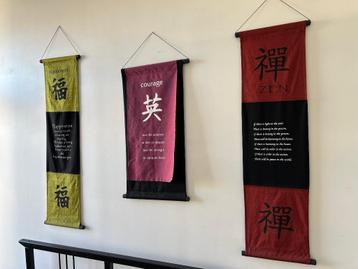 Decoratieve banners Chinese tekens beschikbaar voor biedingen