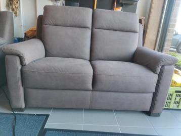 2 zit + 1 electrische relax taupe beschikbaar voor biedingen