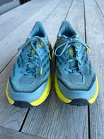 Hoka Speedgoat5 heren kleur lime green-blue - maat 44 wide2E, Sport en Fitness, Ophalen, Zo goed als nieuw