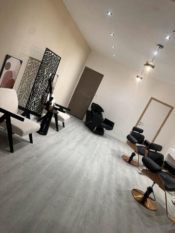 Te huur Kapster €400
