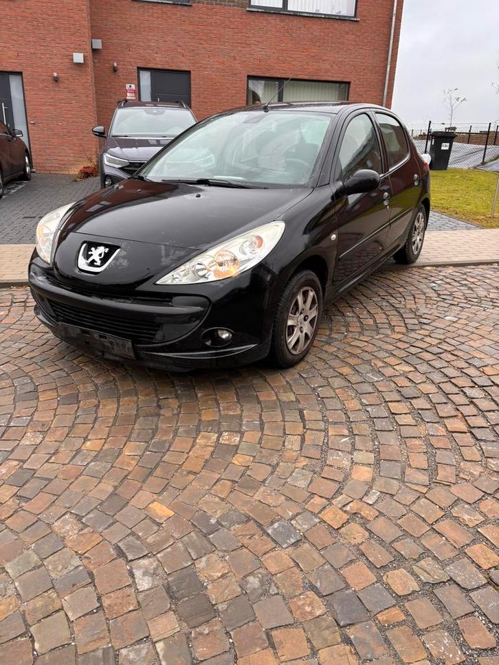Peugeot 206+,2012,1.4i-186.000km-1er main-carnet complet, Autos, Peugeot, Particulier, 206+, ABS, Airbags, Alarme, Ordinateur de bord