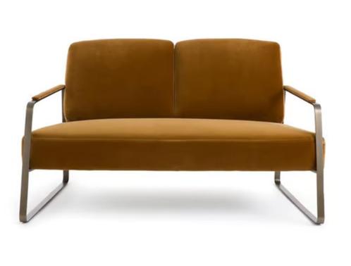 Zoleika Dark Caramel Sofa, Huis en Inrichting, Zetels | Zetels, Nieuw, Rechte bank, Tweepersoons, Minder dan 150 cm, 75 tot 100 cm
