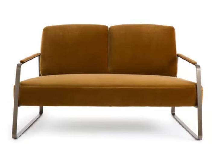 Zoleika Dark Caramel Sofa, Huis en Inrichting, Zetels | Zetels, Nieuw, Rechte bank, Tweepersoons, Minder dan 150 cm, 75 tot 100 cm