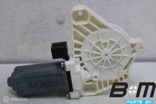 Raammotor rechtsvoor VW Golf 7 5Q4959802B, Auto-onderdelen, Overige Auto-onderdelen, Gebruikt