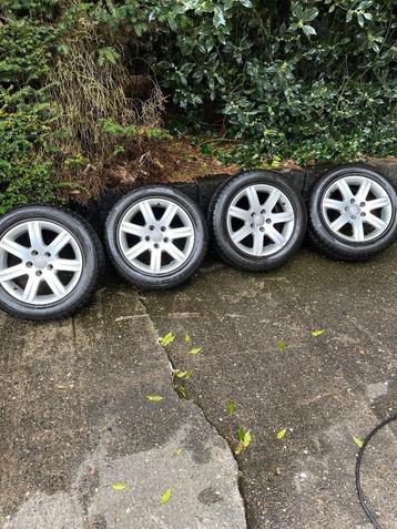 WINTERBANDEN EN VELGEN AUDI 225/55 R16 95 H PIRELLI beschikbaar voor biedingen