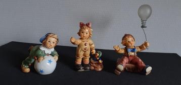 Schitterend Trio Clown Hummeltjes. beschikbaar voor biedingen