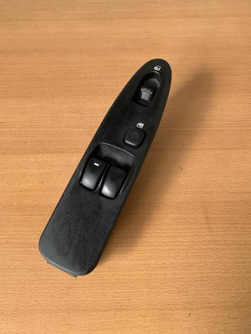 mitsubishi carisma raamschakelaar links elektrisch MR792841 beschikbaar voor biedingen