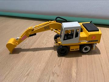 Excavatrice Bruder - Liebherr 