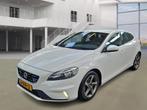 Volvo V40 1.6 D2 R-Design, Autos, Volvo, Boîte manuelle, Berline, Diesel, 85 g/km