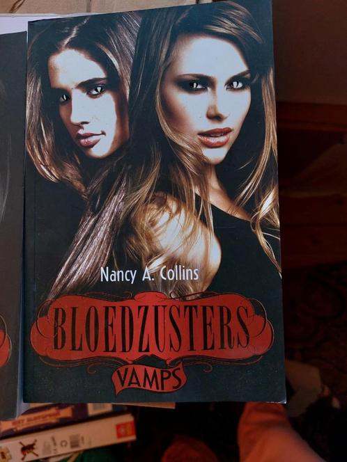 Nancy A. Collins - Bloedzusters, Boeken, Kinderboeken | Jeugd | 13 jaar en ouder, Zo goed als nieuw, Ophalen of Verzenden
