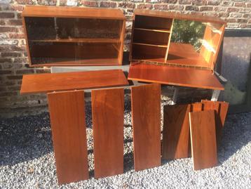 Vintage String Wall Unit Shelving Ladder System 60s Teak  disponible aux enchères