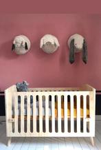 Lit bébé avec matelas, unique en son genre !, Enfants & Bébés, Chambre d'enfant | Chambres d'enfant complètes, Enlèvement, Comme neuf