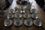 Vintage koffie servies met gouden randje (12 kopjes), Antiek en Kunst, Ophalen of Verzenden