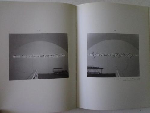 kunstboek Joseph Kosuth Exchange of Meaning 1989 MUHKA, Boeken, Kunst en Cultuur | Beeldend, Gelezen, Schilder- en Tekenkunst