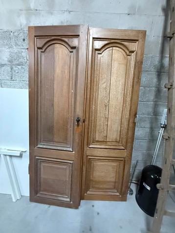 Twee mooie eikenhouten deuren beschikbaar voor biedingen