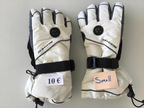 1 paar handschoenen Thinsulate maat small en ander paar, Tuin en Terras, Werkkleding, Zo goed als nieuw, Handschoenen, Ophalen of Verzenden