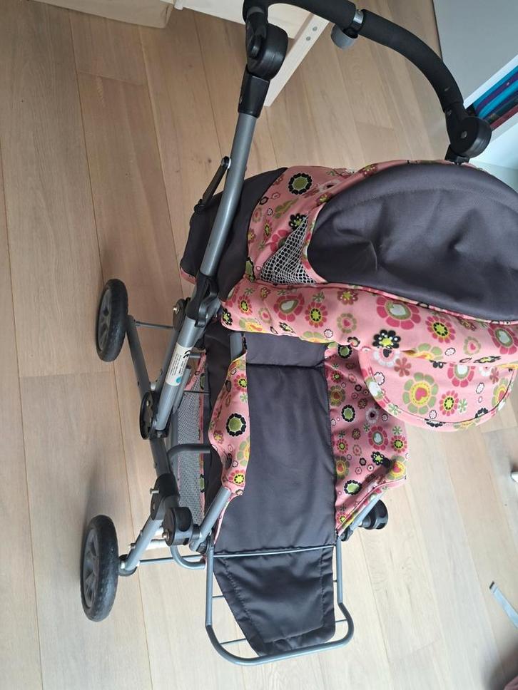 Degelijke poppenwagen, Kinderen en Baby's, Speelgoed | Poppen, Gebruikt, Ophalen