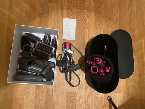 Dyson Airwrap, Handtassen en Accessoires, Uiterlijk | Haarverzorging, Zo goed als nieuw, Krultang of Stijltang, Verzenden