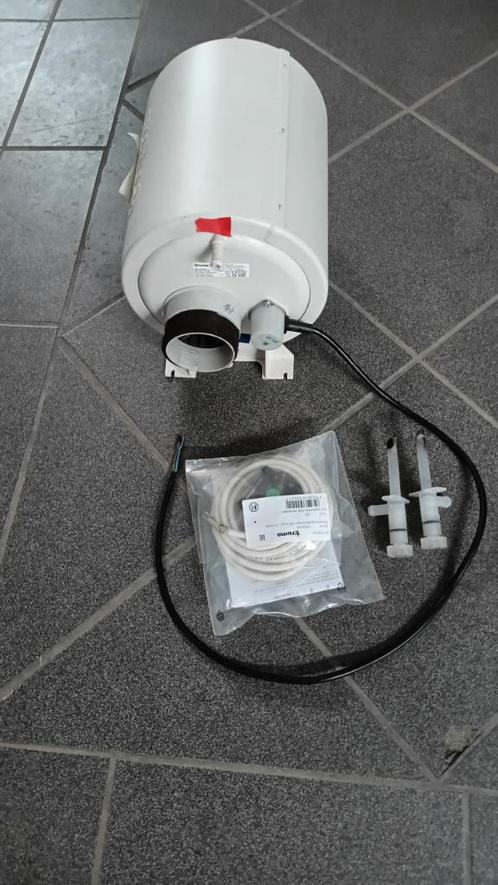 Chauffe eau Truma TT2 5L 230v, Caravans en Kamperen, Mobilhome-accessoires, Gebruikt, Ophalen of Verzenden
