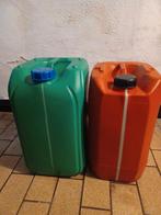 Twee propere jerrycans-bidons.Groene 28L-Oranje-25L, Ophalen, Zo goed als nieuw