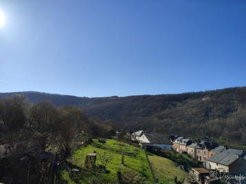 2 woningen met prachtige tuin - Franse Ardennen beschikbaar voor biedingen