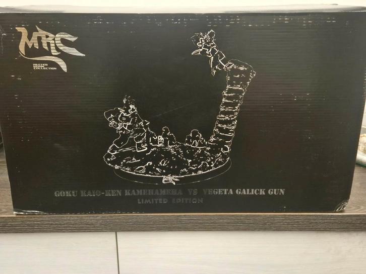 MRC Goku Kaio-Ken VS Vegeta Galick Gun Limited Edition., Collections, Statues & Figurines, Neuf, Fantasy, Enlèvement