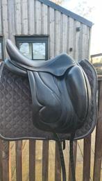 Selle de dressage Antarès, Animaux & Accessoires, Enlèvement, Utilisé, Dressage