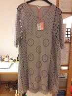 Robe coton ajourée gris clair 3/4 T.40, Vêtements | Femmes, Robes, Neuf, Taille 38/40 (M), Gris, Enlèvement ou Envoi