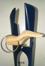 Kunstwerk uit Litauen €.250,00 Maten: H x B x D: 173 cm x 36, Ophalen