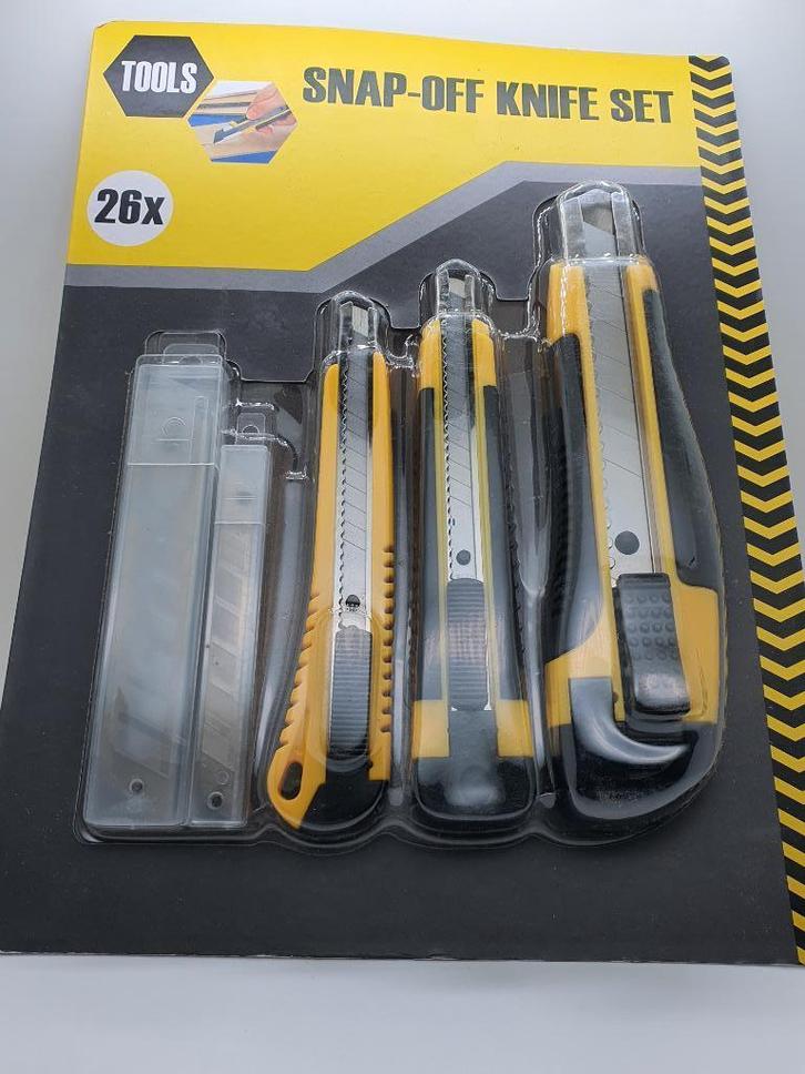 Breekmessen set met reserve bladen, Auto diversen, Autogereedschap, Ophalen of Verzenden