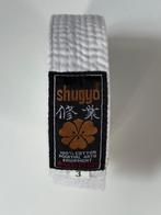 Vechtsport witte gordel, Sport en Fitness, Vechtsporten en Zelfverdediging, Overige, Ophalen of Verzenden, Zo goed als nieuw, Vechtsportkleding
