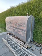 Gratis mazouttank volume 2400liter, Dieren en Toebehoren