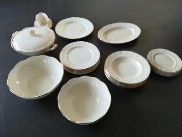 servies boch 6 personen en extra onderdelen retro vintage beschikbaar voor biedingen