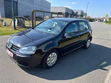 VOLKSWAGEN - 2004 - GOLF - Personenauto beschikbaar voor biedingen